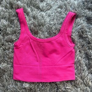 Seamless tank top from rocks and rags